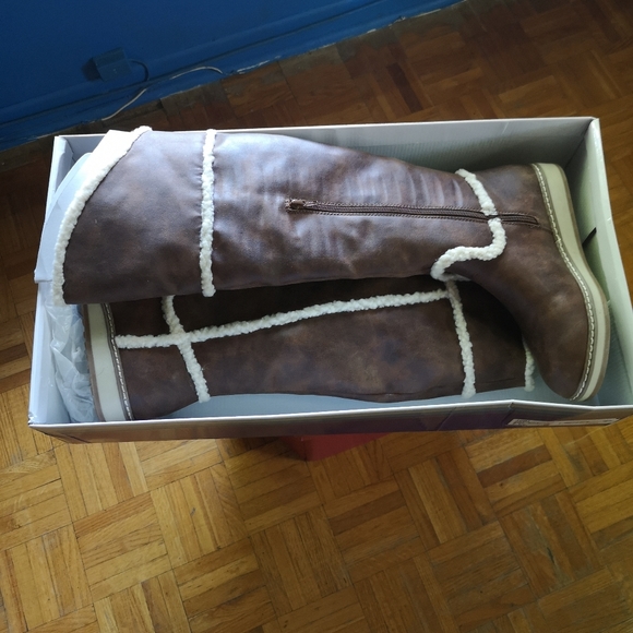 FREE SHIPPING💮 New In Box! White Mountain BOOTS💮 - Picture 7 of 9